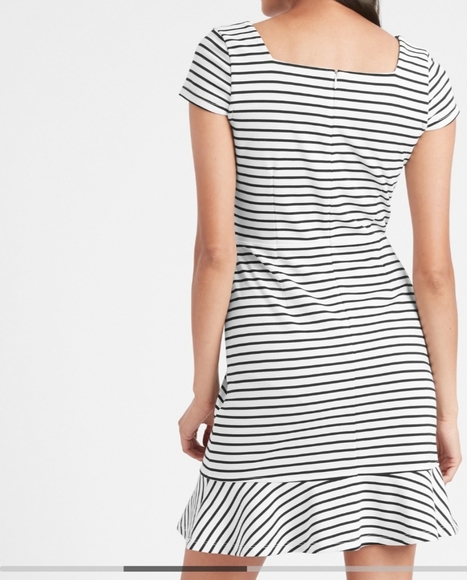 Banana Republic Dress - Picture 3 of 15